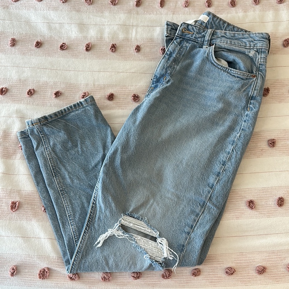 H&M light denim relaxed jean